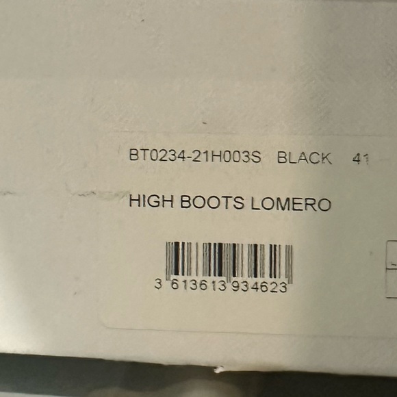 Isabel Marant
Lomero Calfskin Western Knee Boots Size 41 - Picture 13 of 14